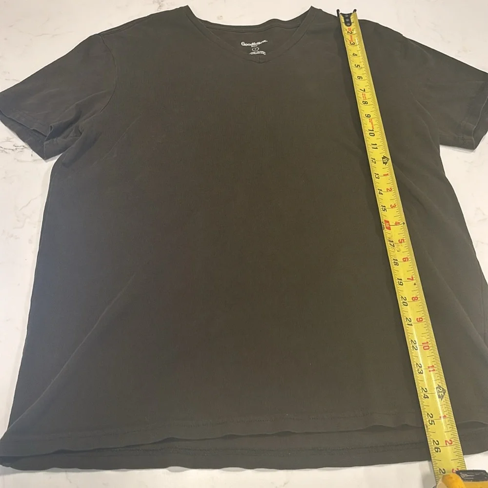 Goodfellow & Co Black Tee and Airwalk Camo Shorts Set - Picture 5 of 7